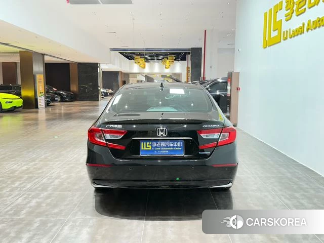 Honda Accord id 4365643 из Китая 14