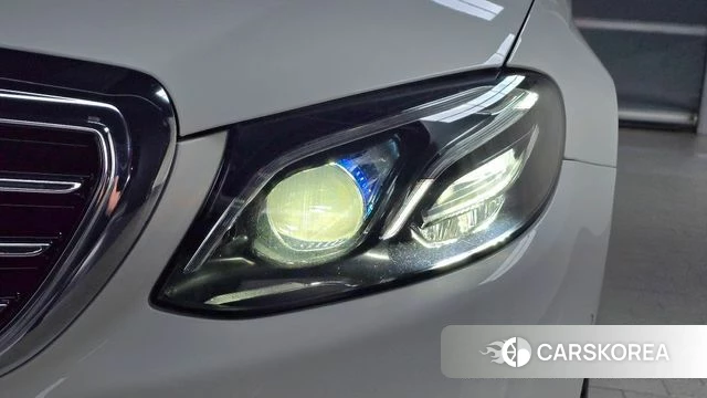 Mercedes-Benz E-Class W213 id 4737330 из Кореи 14