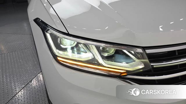 Volkswagen Tiguan Allspace id 4612895 из Кореи 14