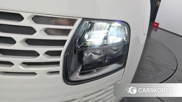 Hyundai Staria id 4292384 из Кореи 14