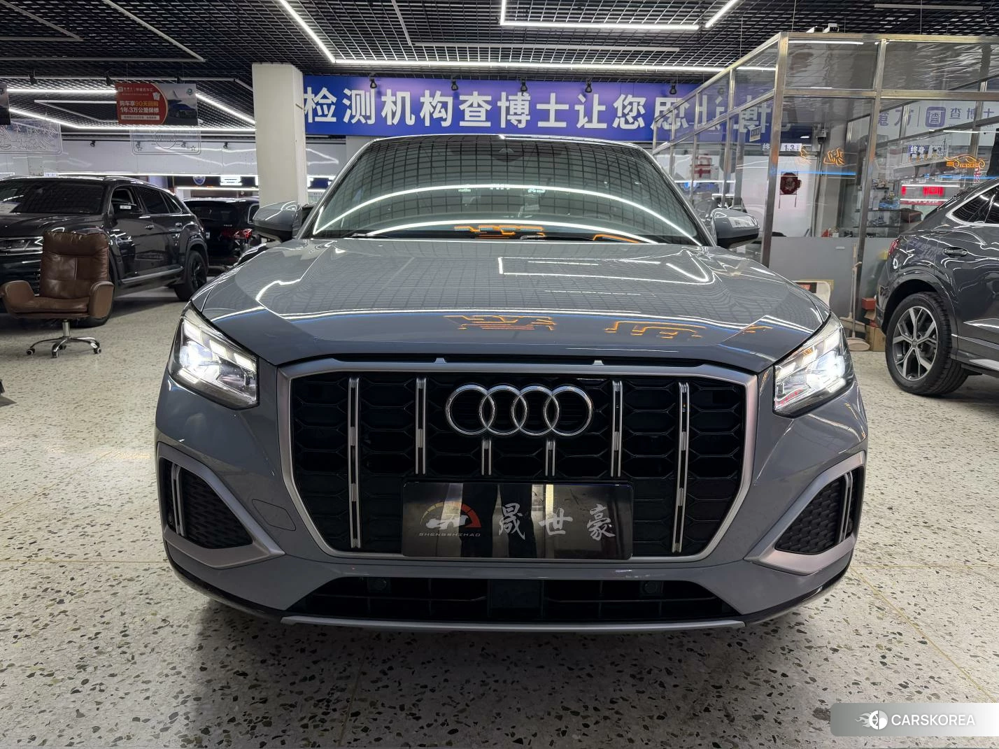 Audi Q2L id 4455228 из Китая 14