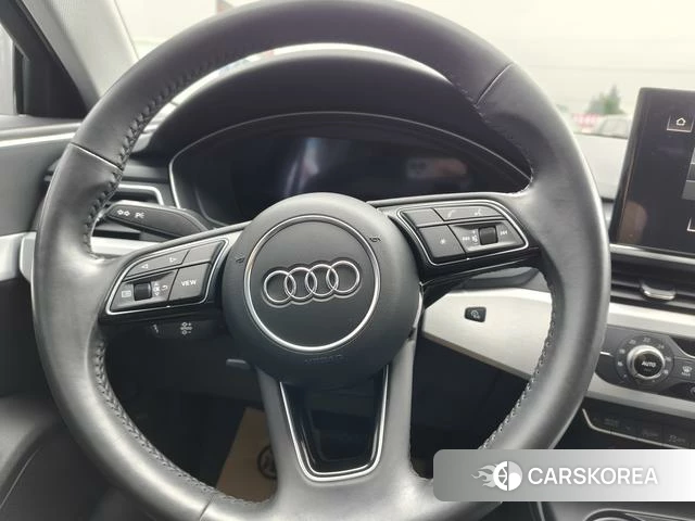 Audi A4L id 4328992 из Китая 14