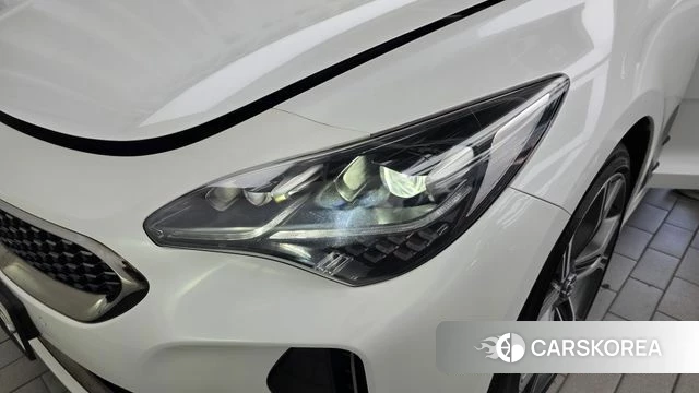 Kia Stinger id 4416943 из Кореи 14