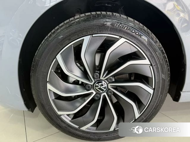 Volkswagen Golf id 4290869 из Китая 14