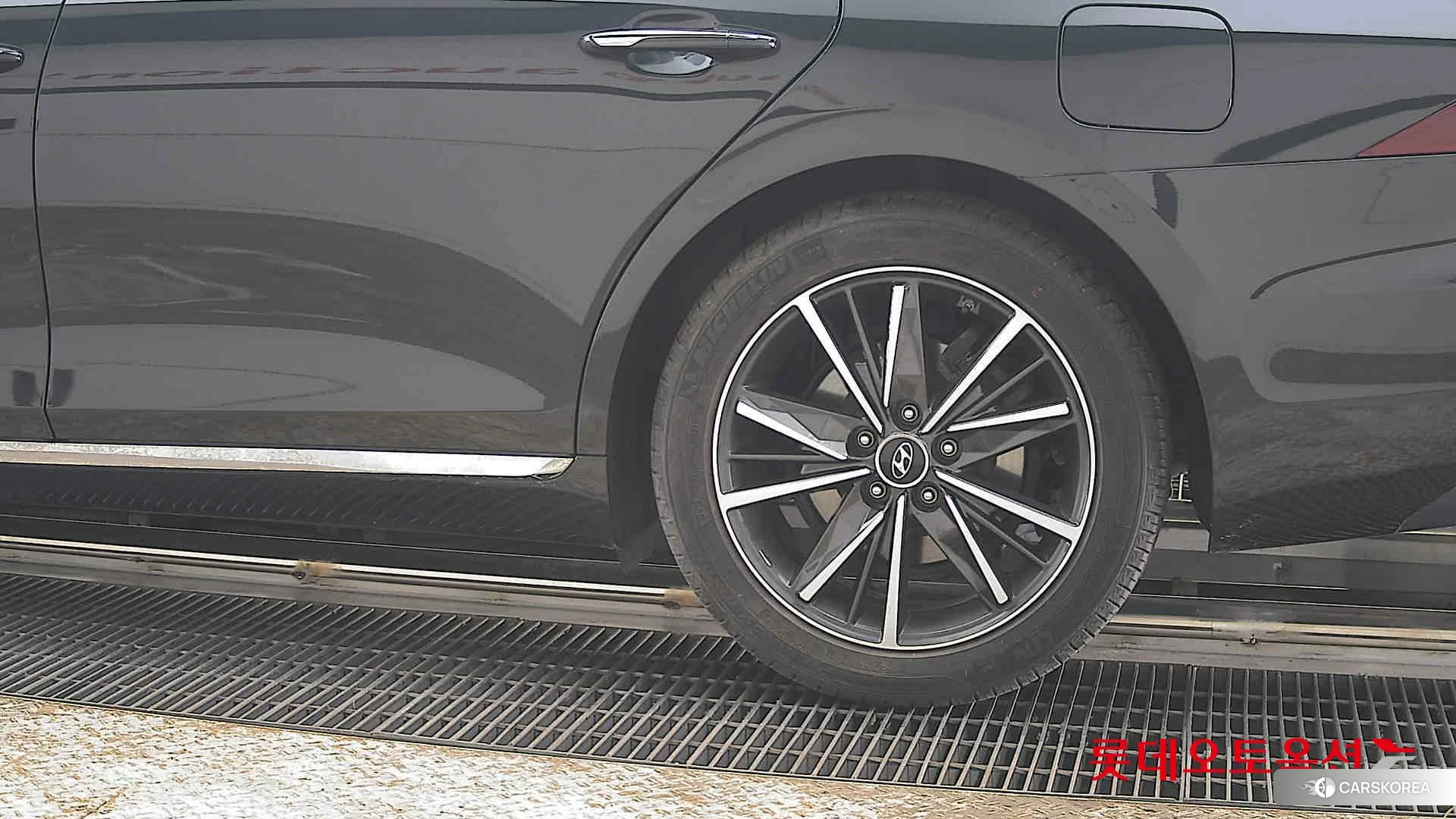 Hyundai Grandeur id 3875798 из Кореи 14