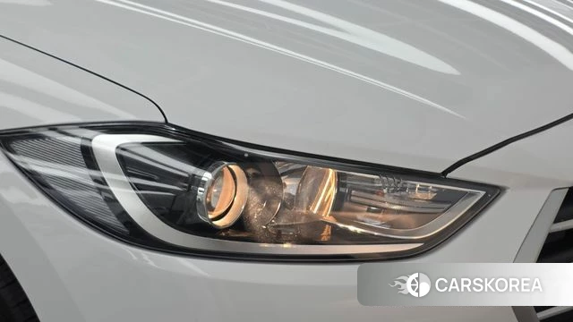 Hyundai Avante AD id 4850031 из Кореи 14