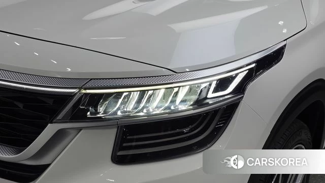 Kia Seltos id 4918101 из Кореи 14