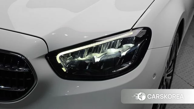 Mercedes-Benz E-Class W213 id 4541782 из Кореи 14