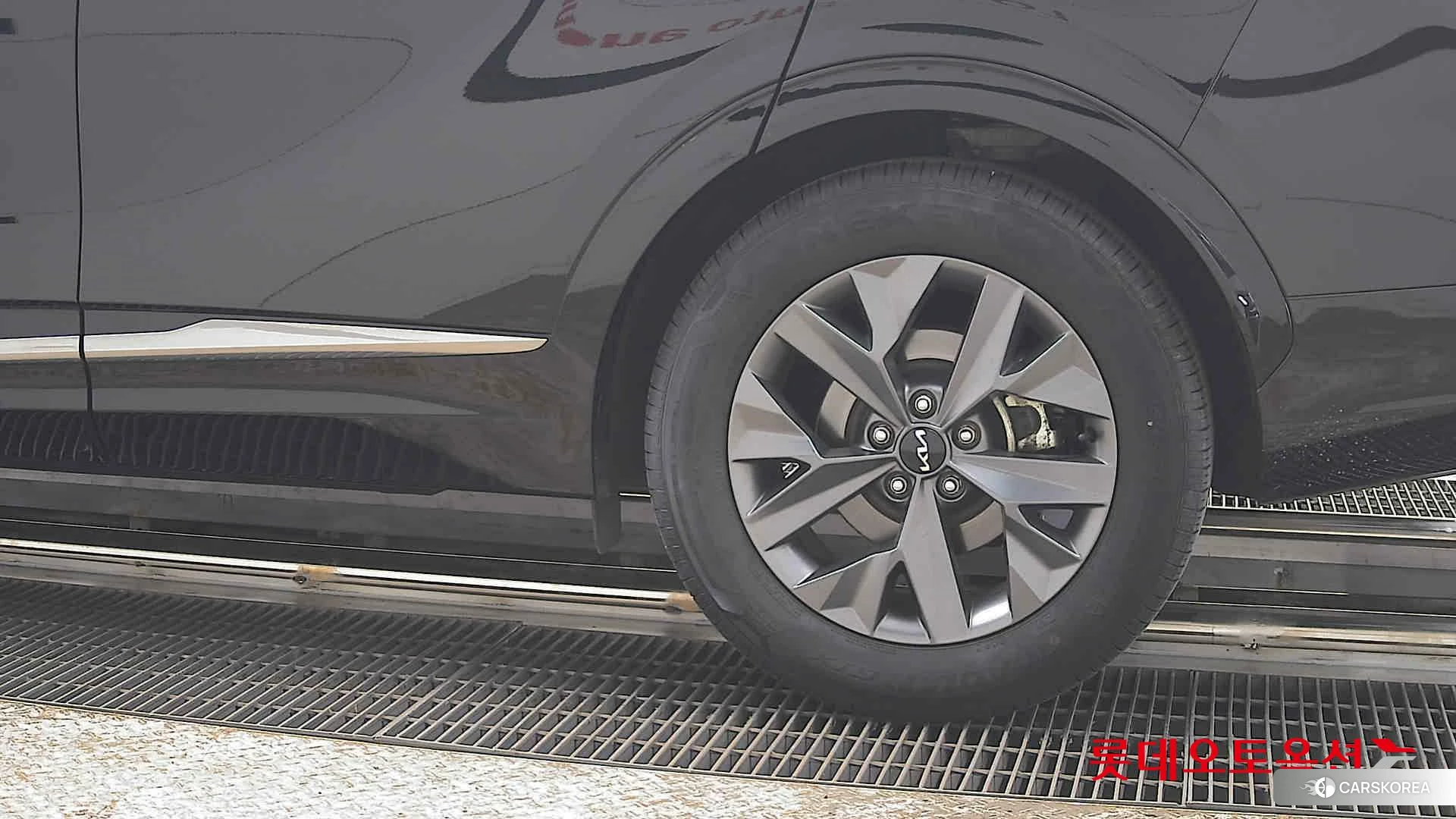 Kia Sportage id 3869395 из Кореи 14