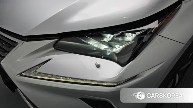 Lexus NX300h id 4633176 из Кореи 14