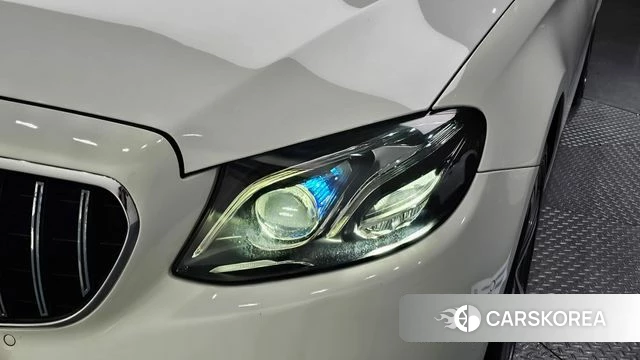 Mercedes-Benz E-Class W213 id 4755235 из Кореи 14