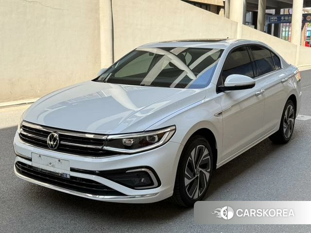 Volkswagen Bora id 4306937 из Китая 14