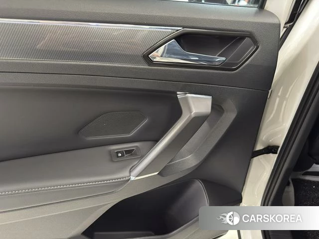 Volkswagen Tiguan L id 4271571 из Китая 14