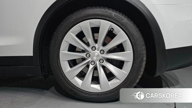 Tesla Model X id 4377974 из Кореи 14
