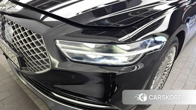 Genesis G90 id 4294464 из Кореи 14