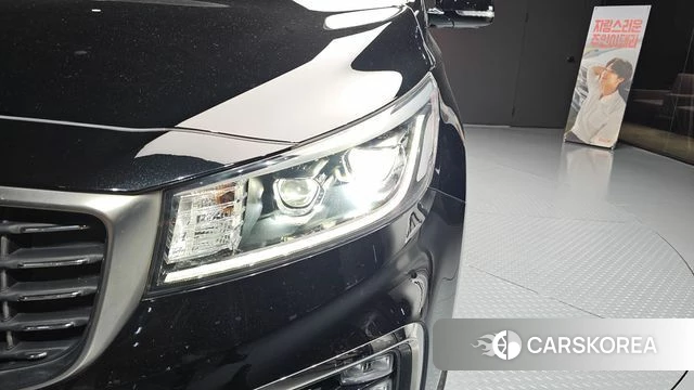 Kia The New Carnival id 4520736 из Кореи 14