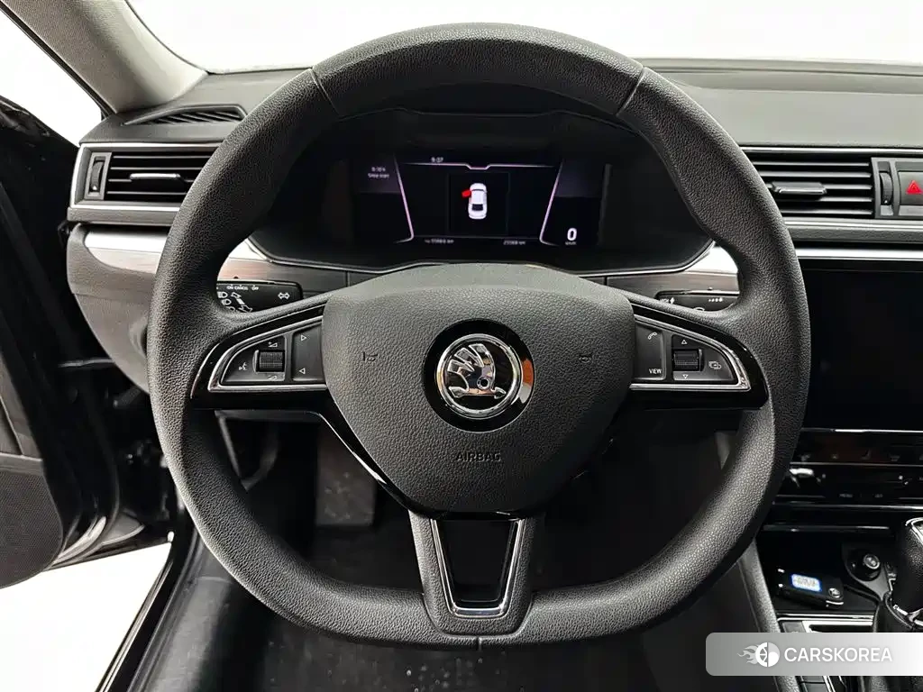 Skoda Superb id 4617040 из Китая 14