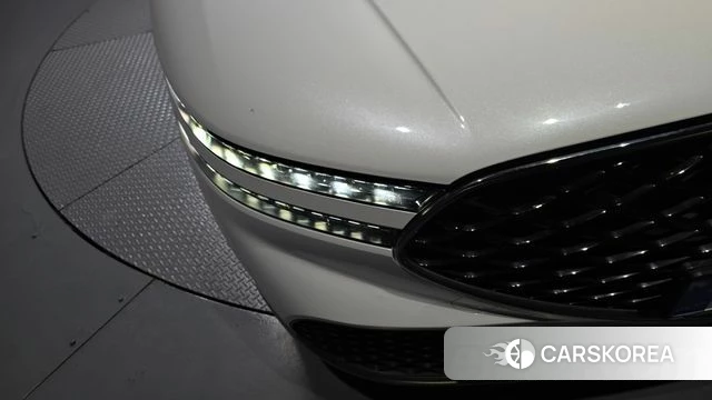 Genesis G90 (RS4) id 4186640 из Кореи 14