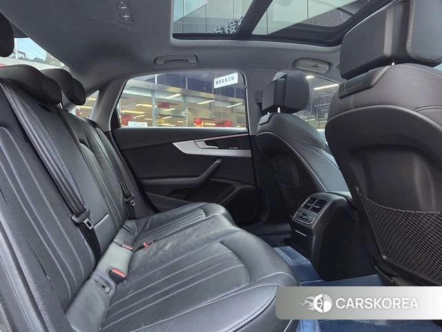 Audi A4L id 4272488 из Китая 14