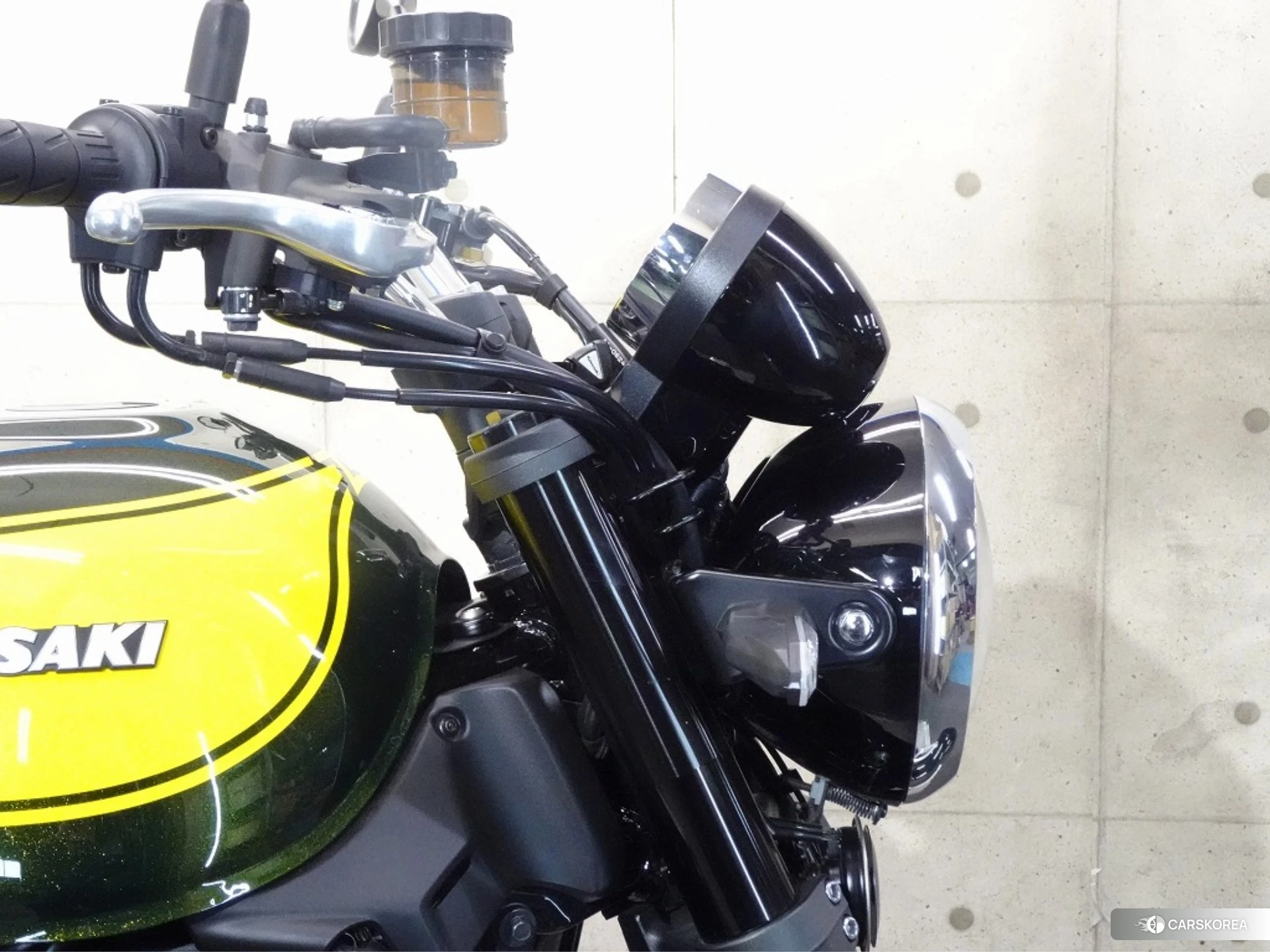Kawasaki Z900RS id 3948914 из Японии 14