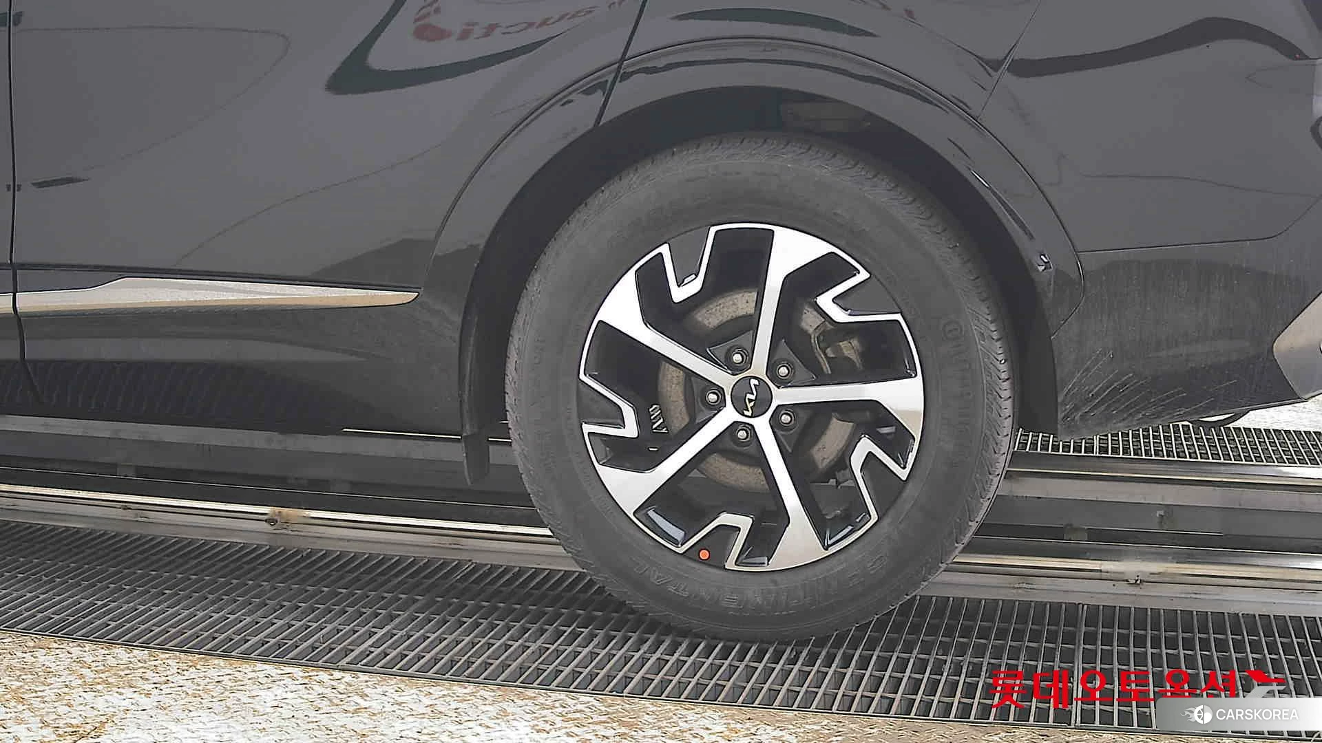 Kia Sportage Hybrid id 3875759 из Кореи 14