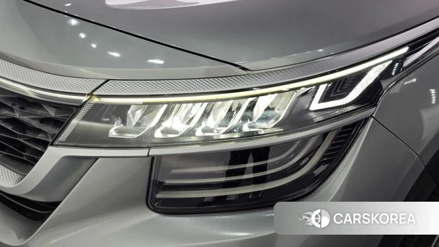 Kia Seltos id 4872985 из Кореи 14