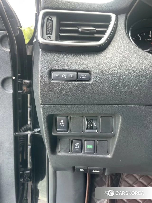 Nissan Qashqai id 4260022 из Китая 14