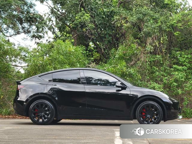 Tesla Model Y id 3939385 из Китая 14