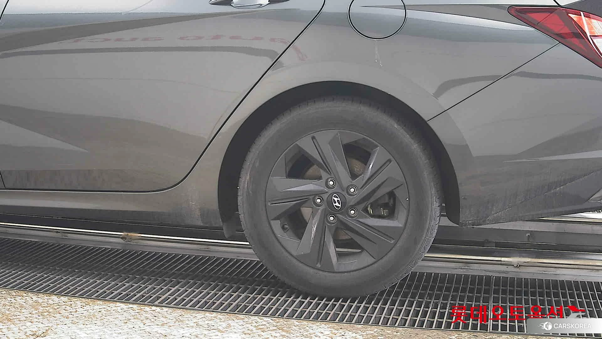 Hyundai Avante Hybrid id 3869316 из Кореи 14