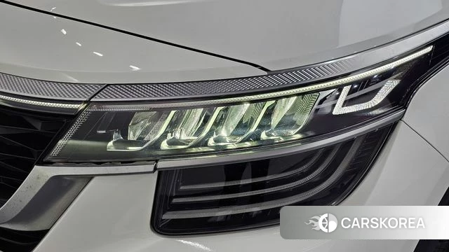 Kia Seltos id 4507888 из Кореи 14