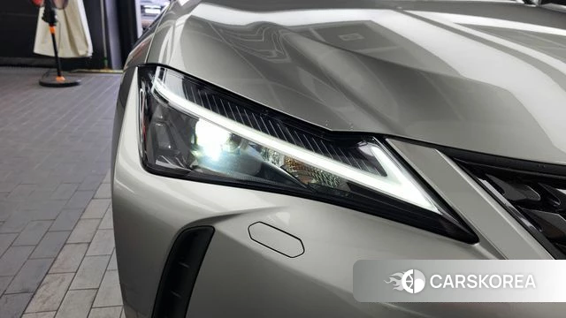 Lexus UX250h id 4636097 из Кореи 14