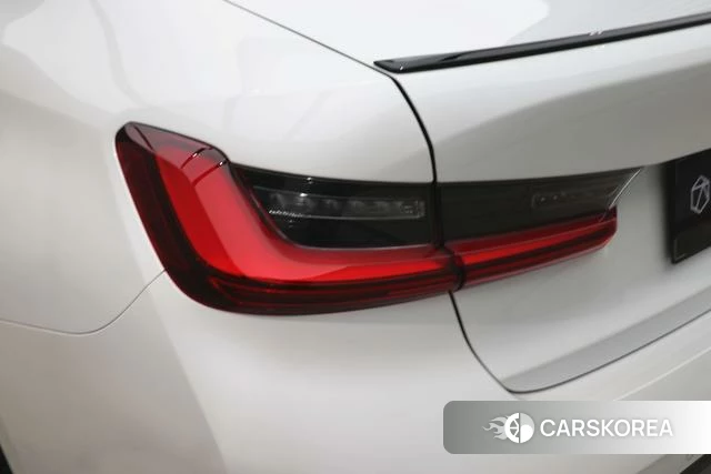 BMW 3 series id 4271086 из Китая 14