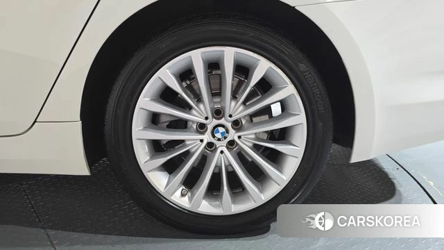 BMW 5 Series (G30) id 4269440 из Кореи 14