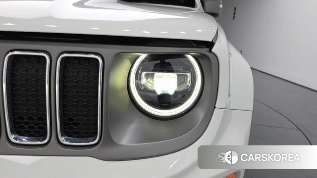 Jeep Renegade id 4586906 из Кореи 14