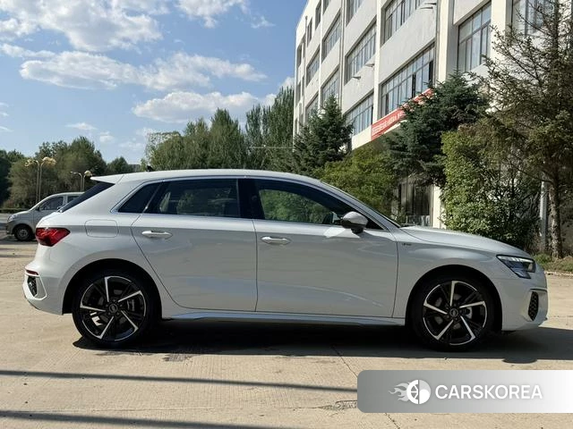 Audi A3 id 4387284 из Китая 14