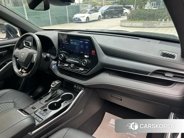 Toyota Crown Lufang id 4279251 из Китая 14