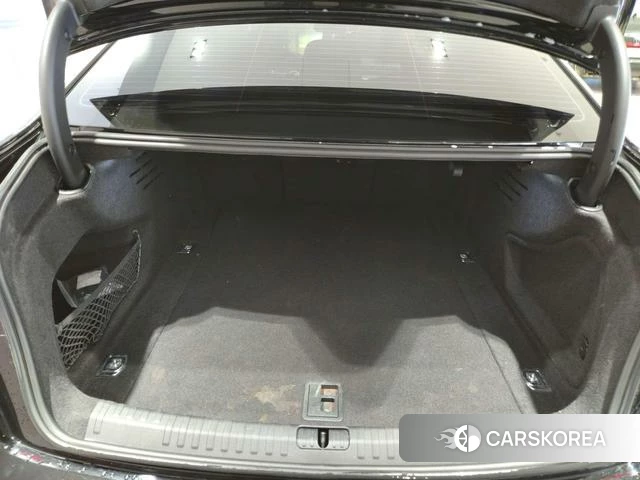 Audi A6L id 4259356 из Китая 14