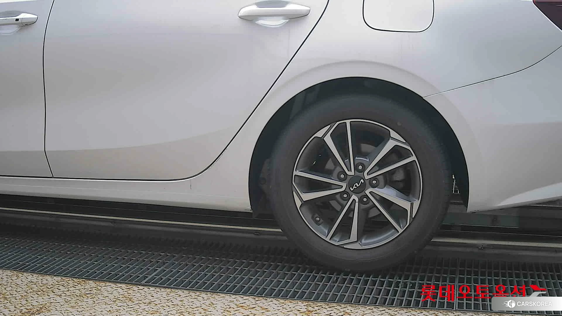 Kia K3 id 4674216 из Кореи 14
