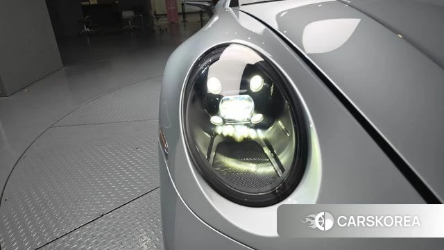 Porsche 911(992) id 4457749 из Кореи 14