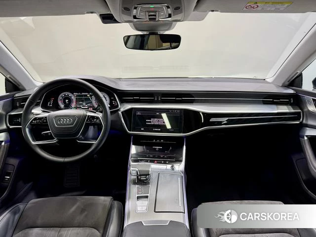 Audi A7L id 3849801 из Китая 14