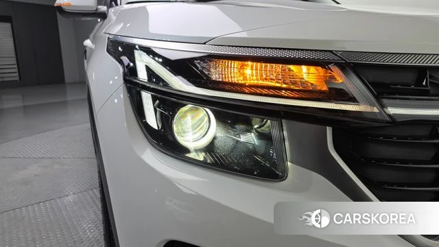 Kia The New Seltos id 4230018 из Кореи 14