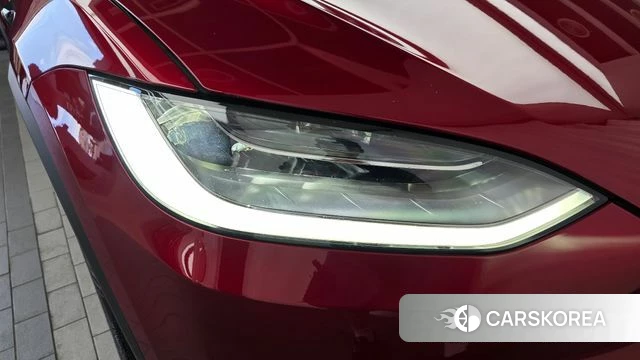 Tesla Model X id 4696472 из Кореи 14