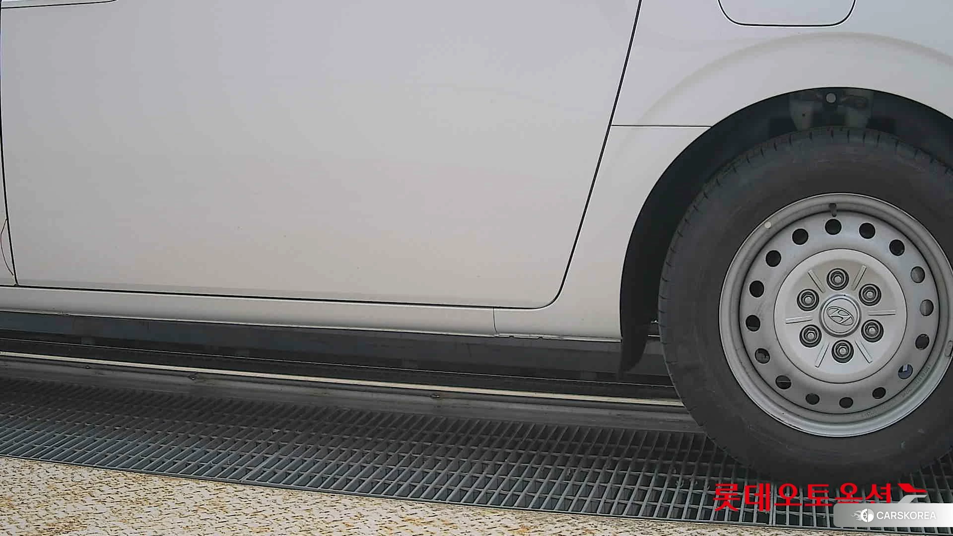 Hyundai Staria id 4296774 из Кореи 14