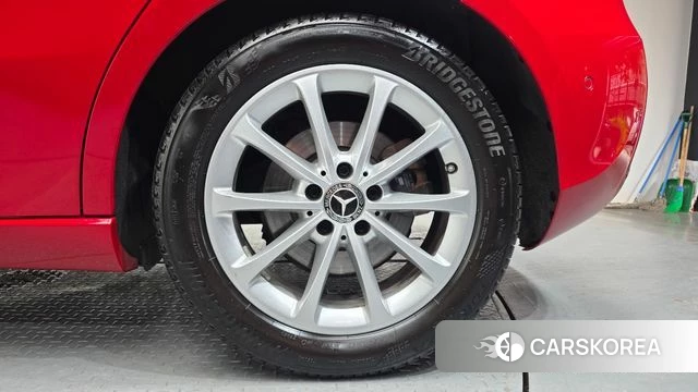 Mercedes-Benz A-Class W177 id 4632745 из Кореи 14