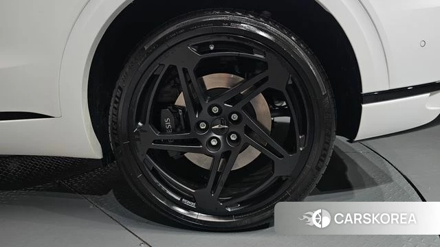 Genesis GV70 id 4607476 из Кореи 14