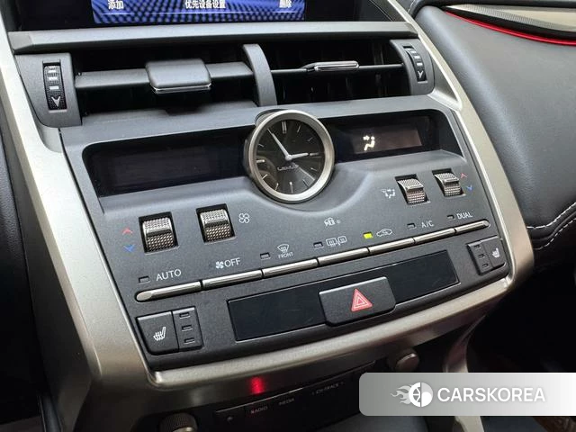 Lexus NX id 4239105 из Китая 14