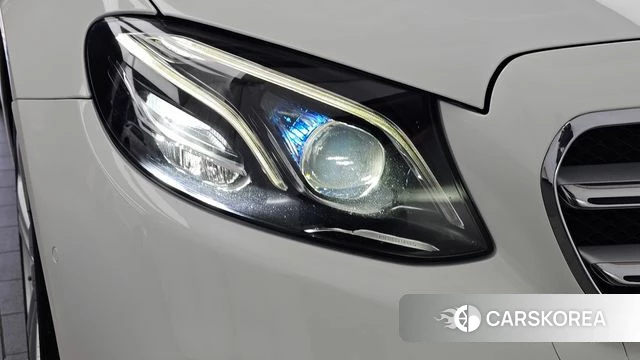 Mercedes-Benz E-Class W213 id 4781188 из Кореи 14