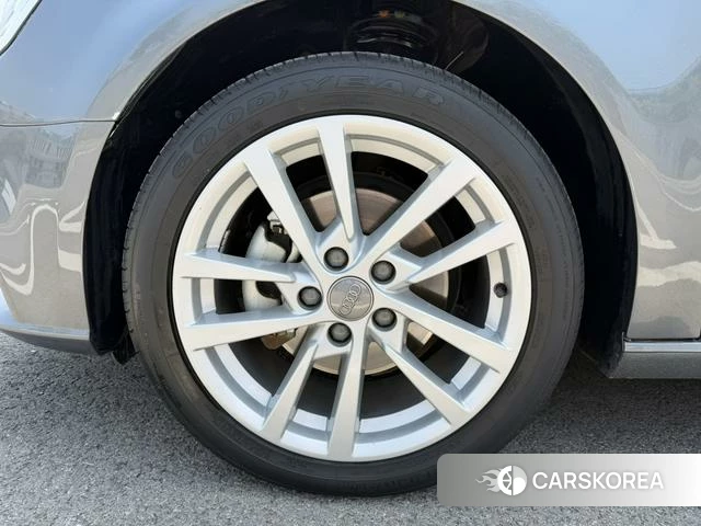 Audi A3 id 4393871 из Китая 14