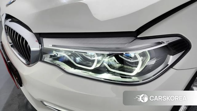 BMW 5 Series (G30) id 4188600 из Кореи 14