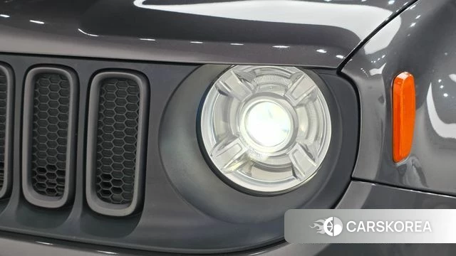 Jeep Renegade id 4727938 из Кореи 14